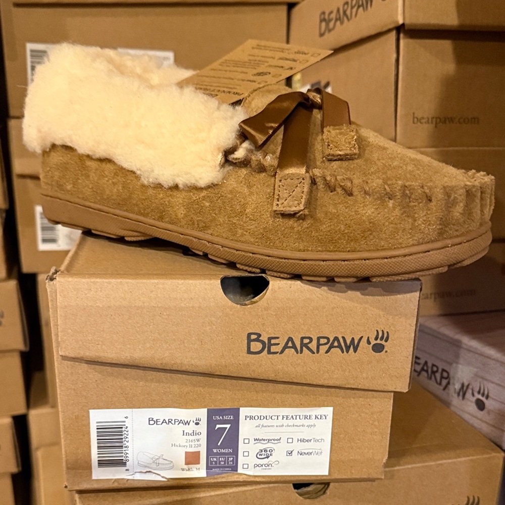 Bearpaw Indio Hickory slippers